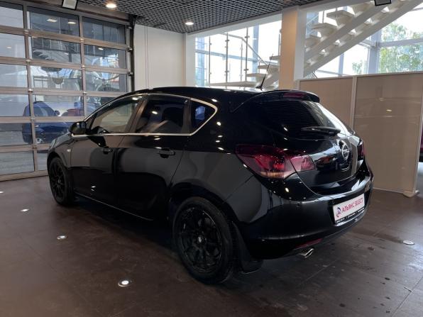 Opel Astra J с пробегом 2011 года, цена 632 000 рублей, 247258 км, хэтчбек, Автокод Объявления