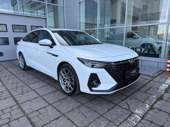 Chery Arrizo 8 с пробегом 2024 года, цена 2 270 000 рублей, 24006 км, седан, Автокод Объявления