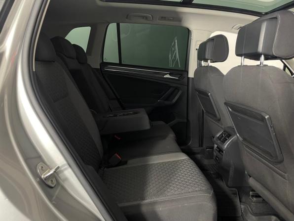 Volkswagen Tiguan II с пробегом 2018 года, цена 2 549 000 рублей, 149993 км, внедорожник, Автокод Объявления