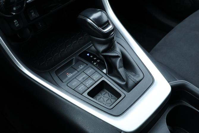 Toyota RAV4 V (XA50) с пробегом 2021 года, цена 3 130 000 рублей, 94607 км, внедорожник, Автокод Объявления