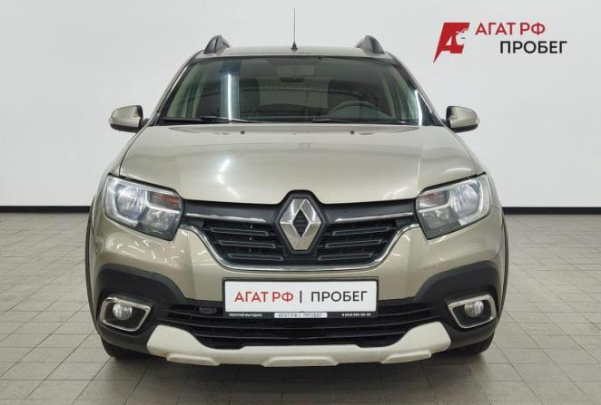 Renault Sandero II с пробегом 2018 года, цена 830 000 рублей, 209225 км, хэтчбек, Автокод Объявления