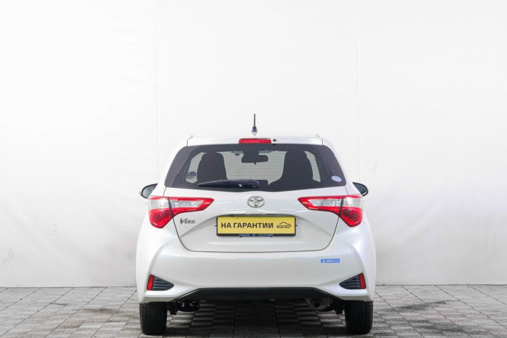Toyota Vitz III (XP130) Рестайлинг 2 Кемерово  - изображение 6