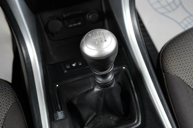 Hyundai Sonata VI (YF) с пробегом 2010 года, цена 949 000 рублей, 206000 км, седан, Автокод Объявления