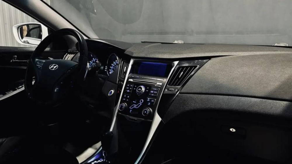Hyundai Sonata VI (YF) Смоленск  - изображение 17