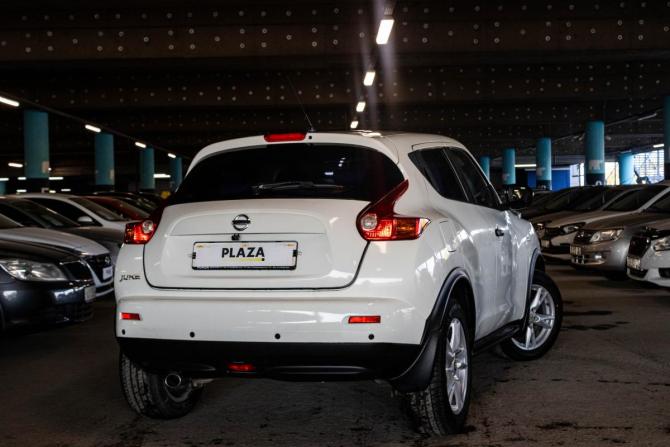 Nissan Juke I с пробегом 2013 года, цена 1 059 000 рублей, 107118 км, внедорожник, Автокод Объявления