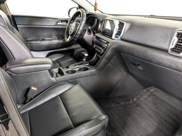 Kia Sportage IV с пробегом 2018 года, цена 2 123 000 рублей, 120000 км, внедорожник, Автокод Объявления