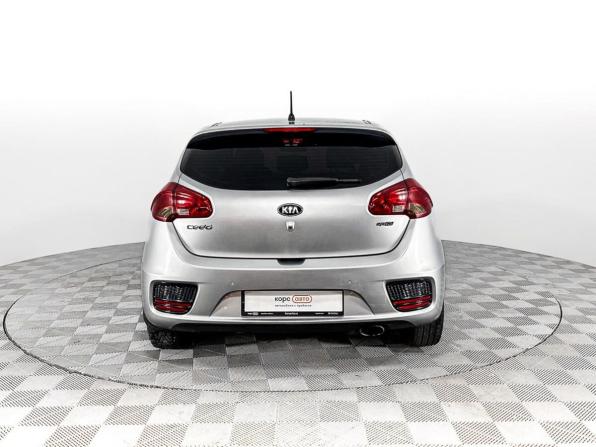 Kia Ceed II Рестайлинг с пробегом 2016 года, цена 966 300 рублей, 219527 км, хэтчбек, Автокод Объявления