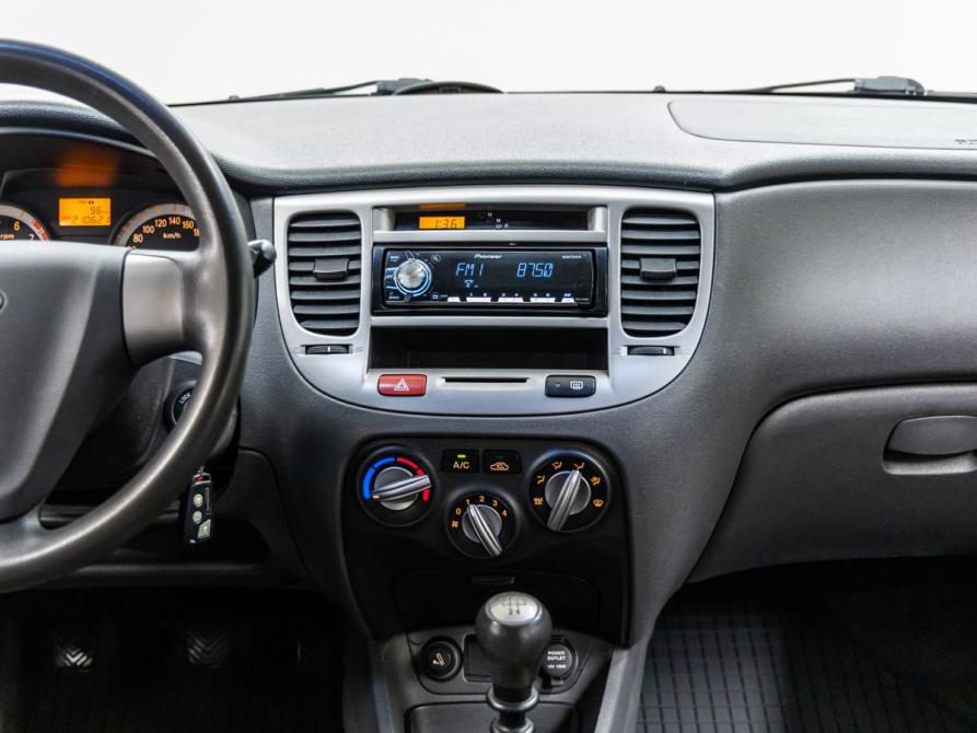Kia Rio II Волгоград  - изображение 18