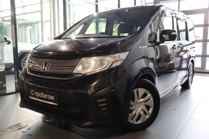 Honda Stepwgn V с пробегом 2017 года, цена 1 269 000 рублей, 235000 км, минивэн, Автокод Объявления