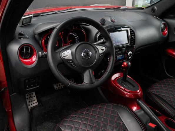 Nissan Juke I с пробегом 2011 года, цена 1 000 000 рублей, 116346 км, внедорожник, Автокод Объявления