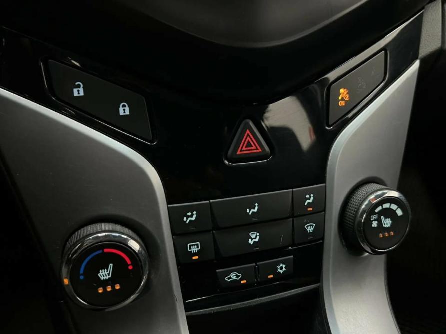 Chevrolet Cruze I Казань  - изображение 13