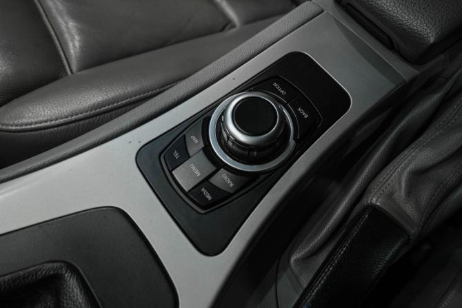 BMW 3 серии V (E90/E91/E92/E93) с пробегом 2005 года, цена 929 000 рублей, 31000 км, седан, Автокод Объявления