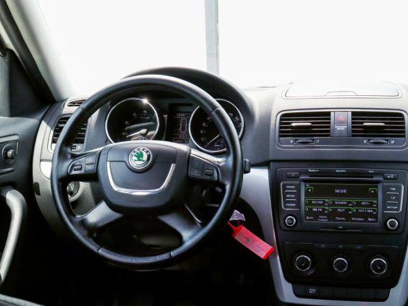Skoda Yeti I Рестайлинг с пробегом 2013 года, цена 470 000 рублей, 369369 км, внедорожник, Автокод Объявления