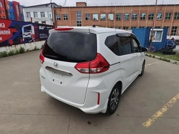 Honda Freed II Рестайлинг с пробегом 2023 года, цена 1 690 000 рублей, 40000 км, компактвэн, Автокод Объявления