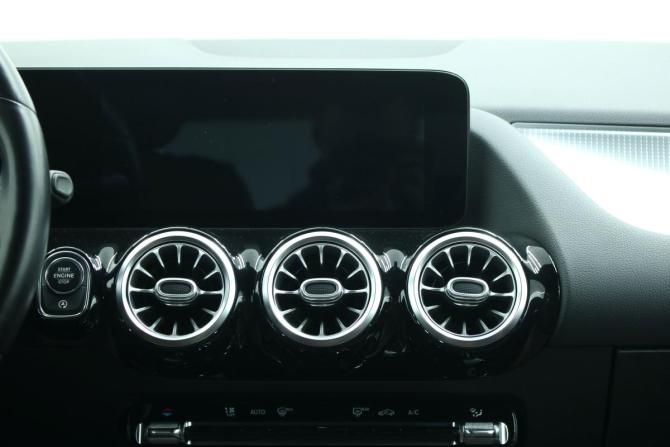Mercedes-Benz GLA II (H247) с пробегом 2020 года, цена 3 245 000 рублей, 42111 км, внедорожник, Автокод Объявления