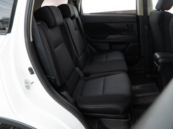 Mitsubishi Outlander III Рестайлинг 2 с пробегом 2016 года, цена 1 599 046 рублей, 173871 км, внедорожник, Автокод Объявления