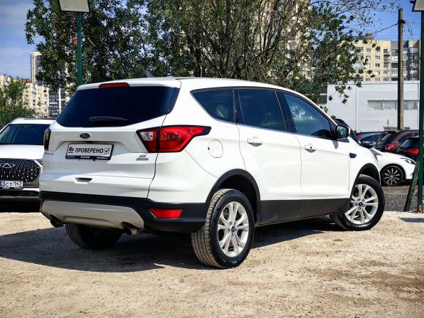 Ford Escape III Рестайлинг с пробегом 2018 года, цена 1 329 000 рублей, 137000 км, внедорожник, Автокод Объявления