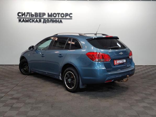 Chevrolet Cruze I Рестайлинг с пробегом 2013 года, цена 750 000 рублей, 158000 км, универсал, Автокод Объявления