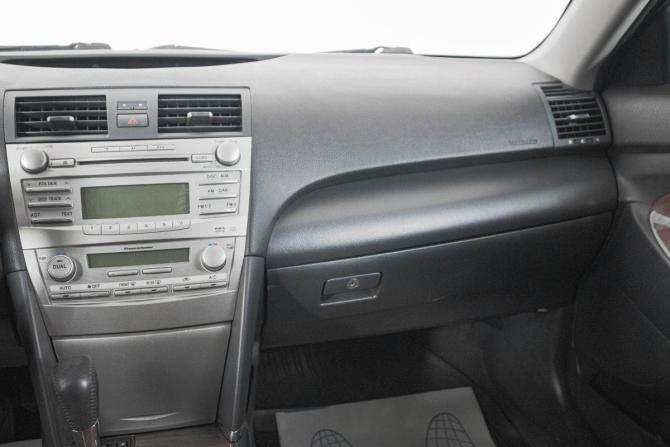 Toyota Camry VI (XV40) Рестайлинг с пробегом 2011 года, цена 999 000 рублей, 270378 км, седан, Автокод Объявления