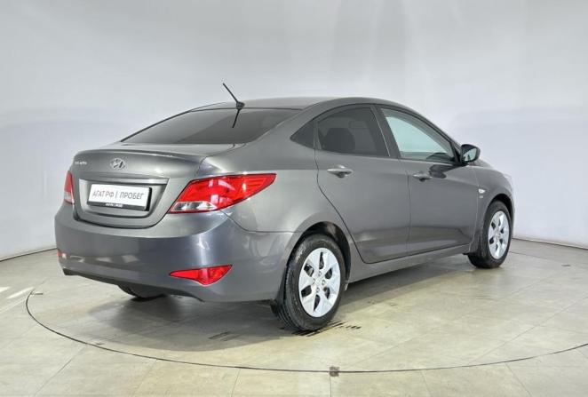 Hyundai Solaris I Рестайлинг с пробегом 2016 года, цена 1 000 000 рублей, 173843 км, седан, Автокод Объявления