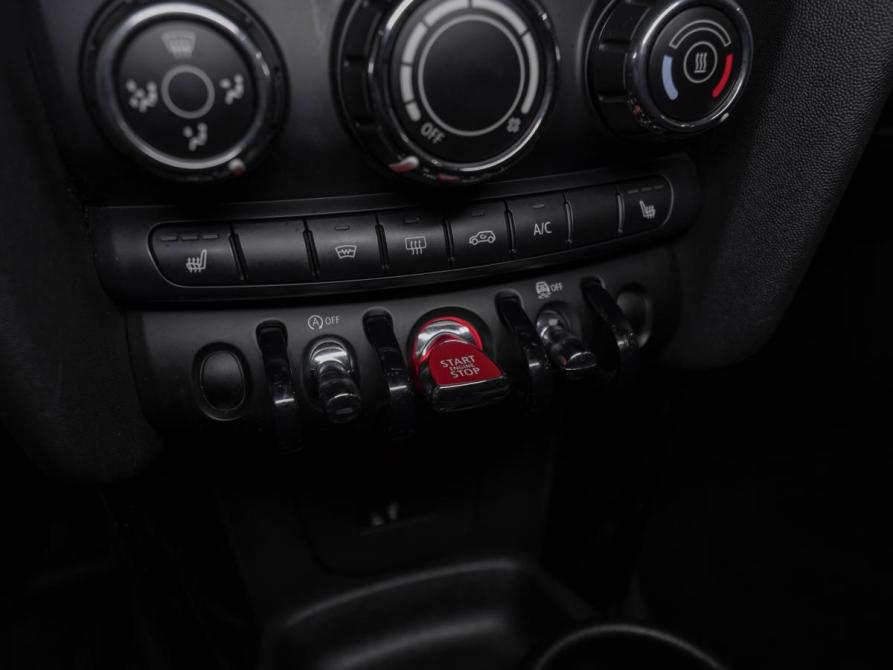 Mini Hatch III (F55/F56) Рестайлинг Москва  - изображение 15