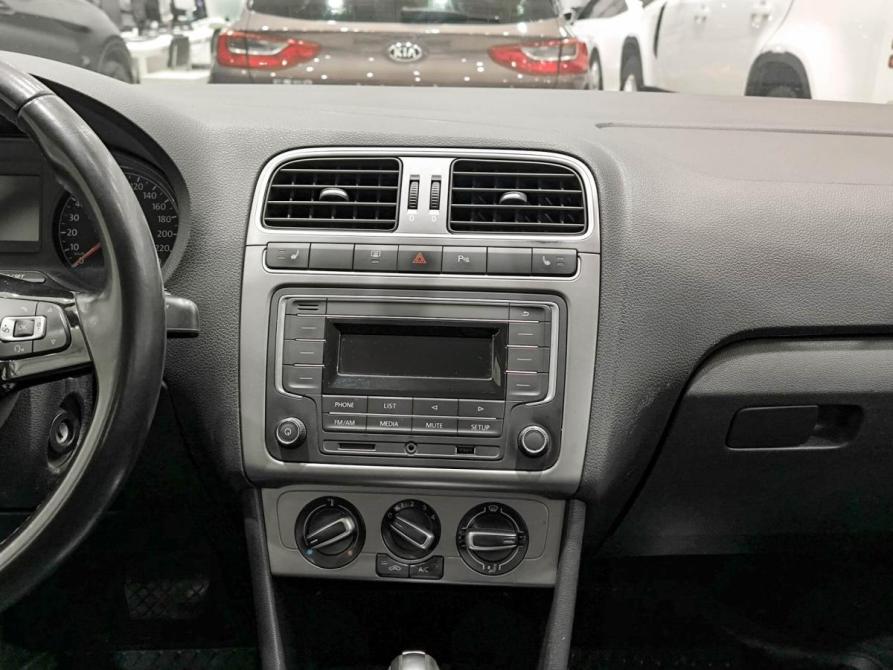 Volkswagen Polo V Рестайлинг Казань  - изображение 18