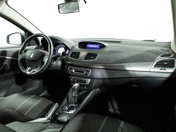 Renault Megane III Рестайлинг 2 с пробегом 2014 года, цена 720 000 рублей, 219000 км, хэтчбек, Автокод Объявления