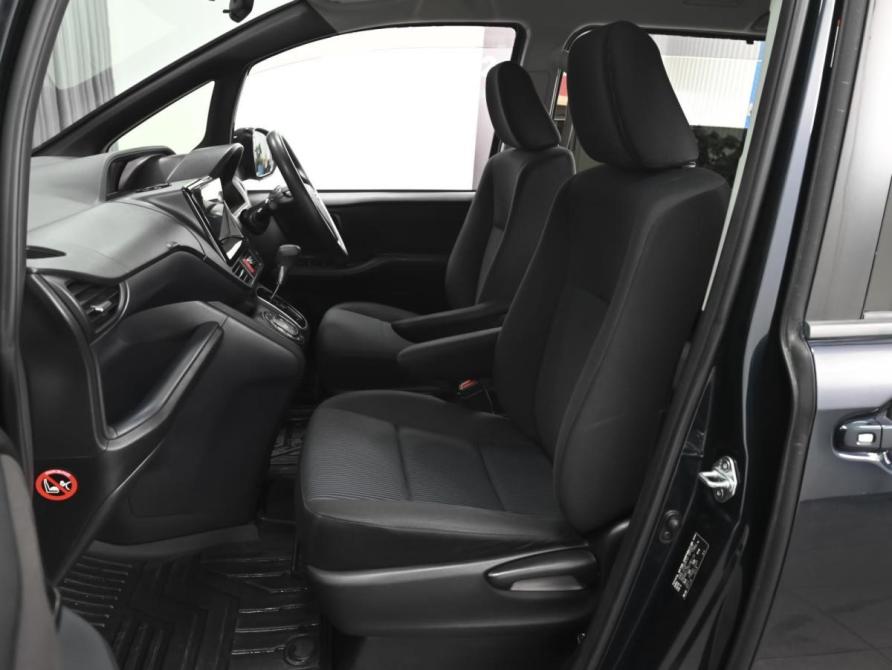Toyota Voxy III (R80) Ставрополь  - изображение 8