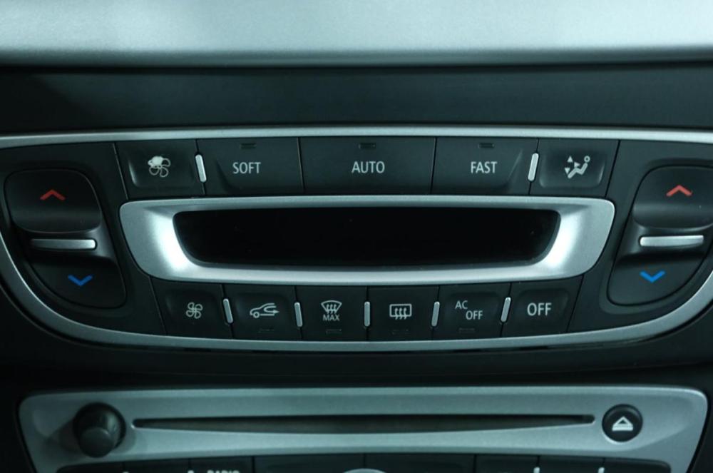 Renault Fluence I Омск  - изображение 18
