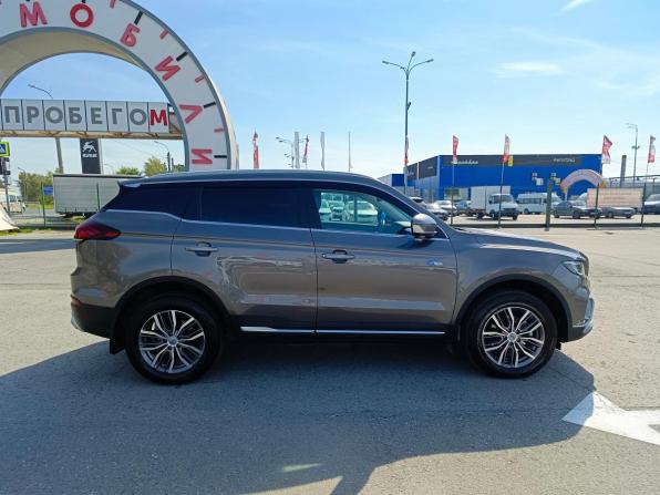 Geely Atlas Pro с пробегом 2023 года, цена 2 099 995 рублей, 48686 км, внедорожник, Автокод Объявления