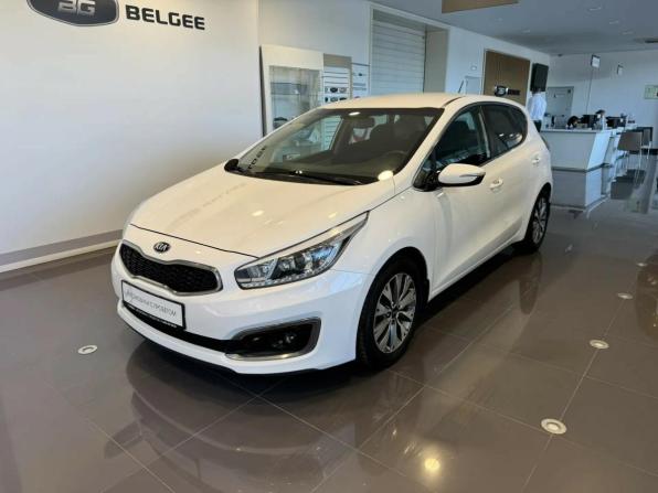 Kia Ceed II Рестайлинг с пробегом 2015 года, цена 1 180 000 рублей, 121702 км, хэтчбек, Автокод Объявления