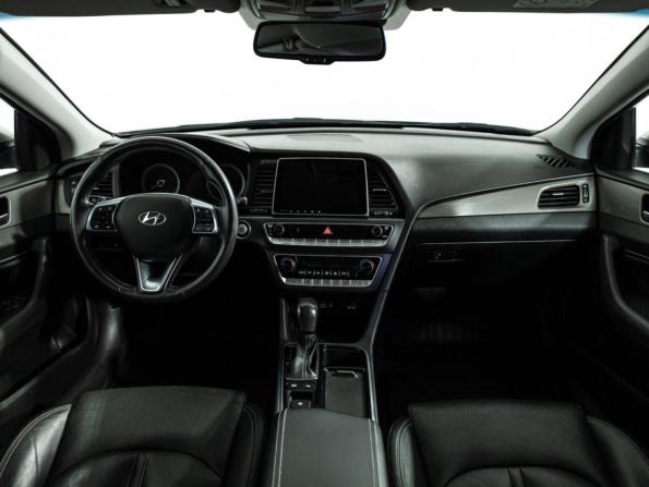 Hyundai Sonata VII (LF) Рестайлинг с пробегом 2017 года, цена 2 069 000 рублей, 60230 км, седан, Автокод Объявления