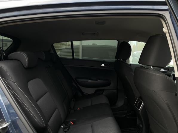 Kia Sportage IV Рестайлинг с пробегом 2021 года, цена 2 219 000 рублей, 115400 км, внедорожник, Автокод Объявления