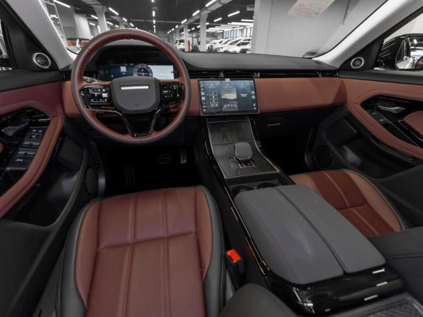 Land Rover Range Rover Evoque II Рестайлинг с пробегом 2025 года, цена 5 650 000 рублей, 50 км, внедорожник, Автокод Объявления