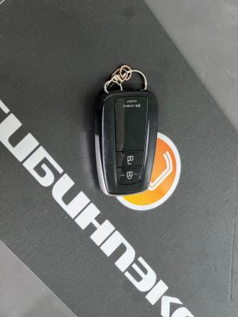 Toyota RAV4 V (XA50) с пробегом 2021 года, цена 2 840 000 рублей, 39840 км, внедорожник, Автокод Объявления