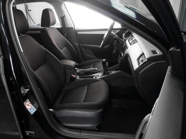 Skoda Octavia III (A7) Рестайлинг с пробегом 2019 года, цена 1 479 000 рублей, 96679 км, лифтбек, Автокод Объявления