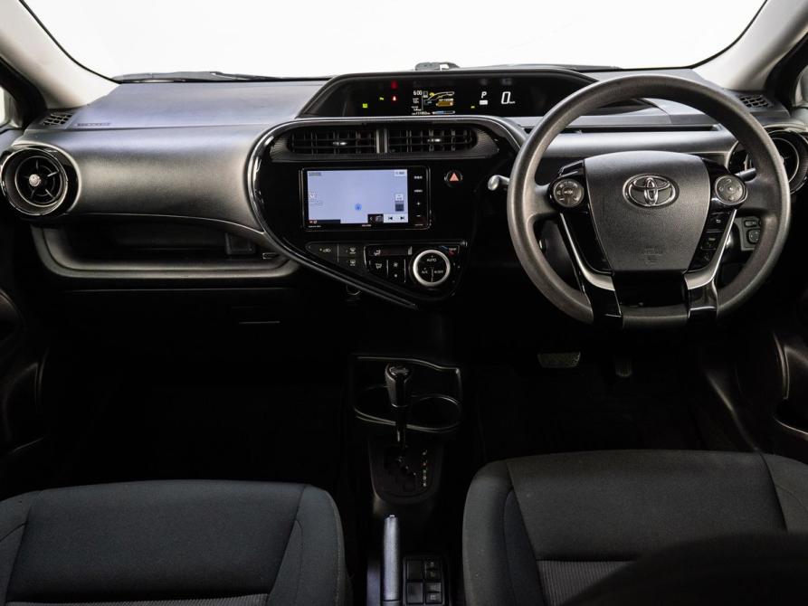 Toyota Aqua I Рестайлинг 2 Тюмень  - изображение 18
