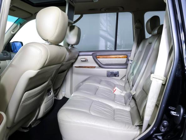 Lexus LX II Рестайлинг с пробегом 2006 года, цена 2 700 000 рублей, 213455 км, внедорожник, Автокод Объявления