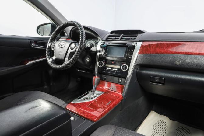 Toyota Camry VII (XV50) с пробегом 2013 года, цена 1 899 000 рублей, 280000 км, седан, Автокод Объявления
