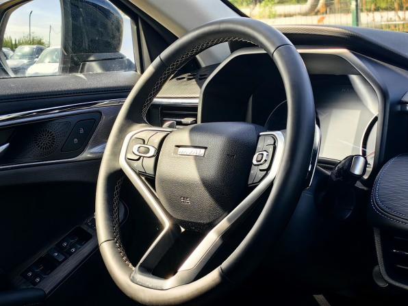 Haval Jolion I Рестайлинг с пробегом 2024 года, цена 2 219 000 рублей, 32781 км, внедорожник, Автокод Объявления