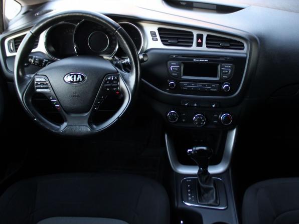 Kia Ceed II с пробегом 2015 года, цена 1 349 000 рублей, 68831 км, универсал, Автокод Объявления