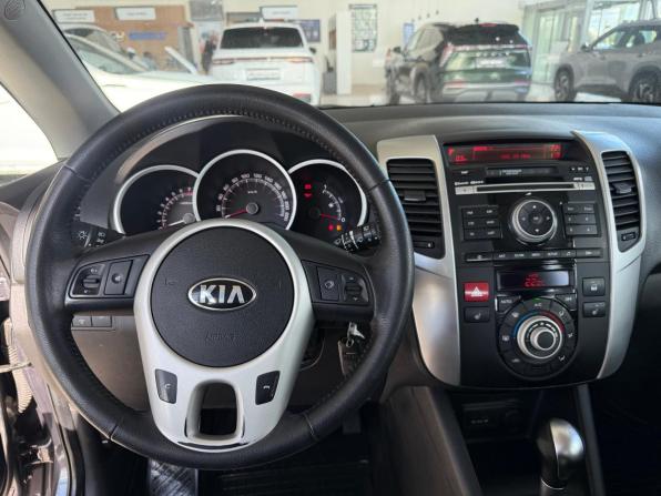 Kia Venga I с пробегом 2012 года, цена 795 000 рублей, 189902 км, минивэн, Автокод Объявления