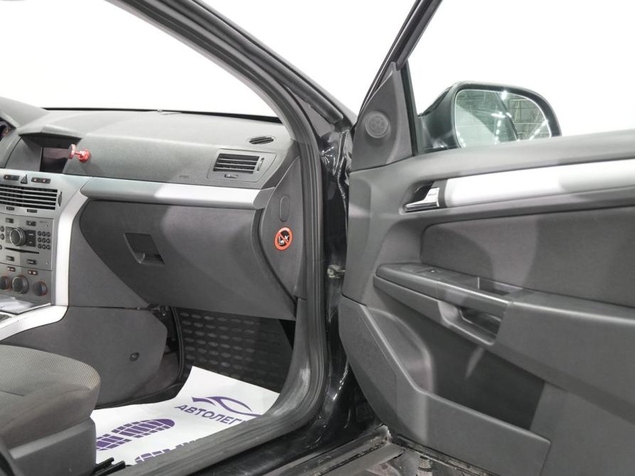 Opel Astra H Рестайлинг Новосибирск  - изображение 16