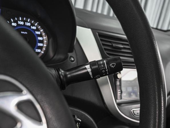 Hyundai Solaris I Рестайлинг с пробегом 2015 года, цена 1 113 000 рублей, 112909 км, седан, Автокод Объявления