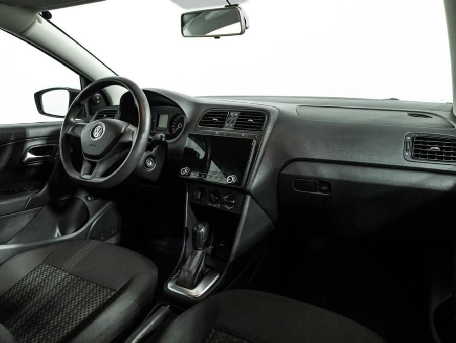 Volkswagen Polo V Рестайлинг Санкт-Петербург  - изображение 9