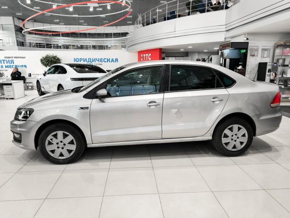 Volkswagen Polo V Рестайлинг с пробегом 2019 года, цена 870 000 рублей, 171800 км, седан, Автокод Объявления