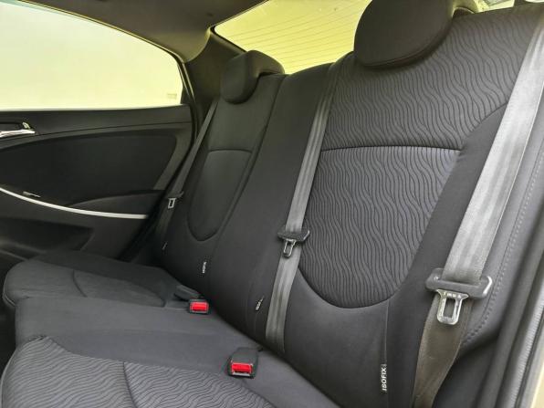 Hyundai Solaris I с пробегом 2014 года, цена 760 000 рублей, 173300 км, седан, Автокод Объявления