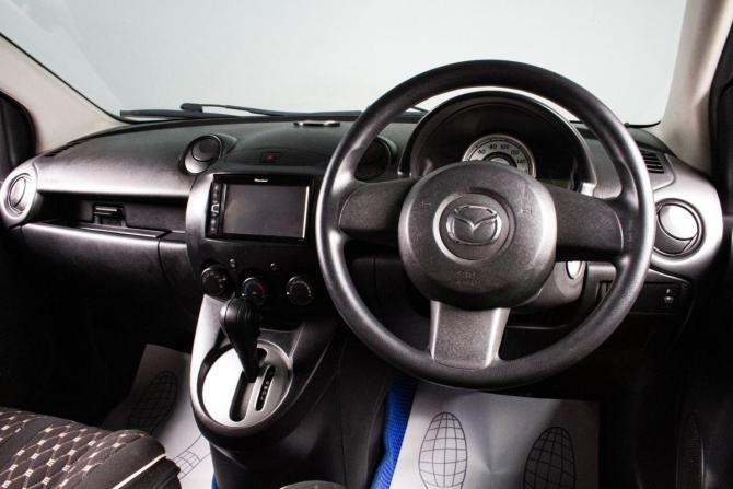 Mazda Demio III (DE) с пробегом 2007 года, цена 749 000 рублей, 100150 км, хэтчбек, Автокод Объявления
