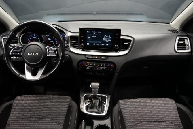 Kia Ceed III Рестайлинг с пробегом 2021 года, цена 1 990 000 рублей, 138000 км, универсал, Автокод Объявления