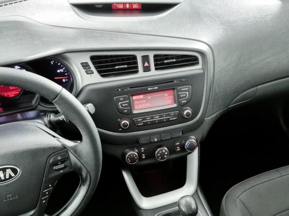 Kia Ceed II с пробегом 2013 года, цена 899 000 рублей, 214228 км, универсал, Автокод Объявления